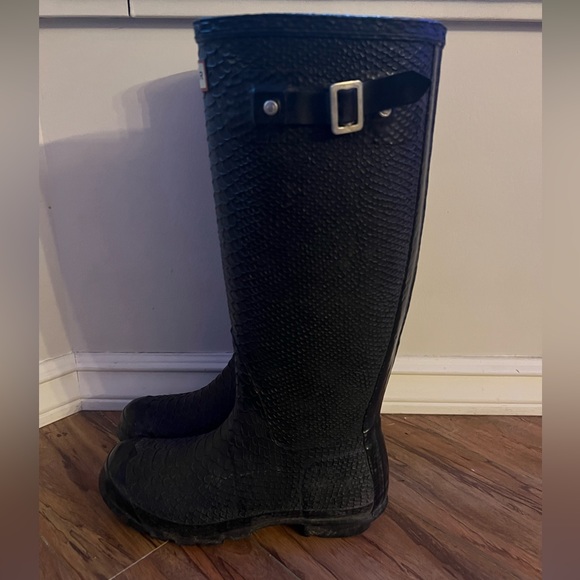 Tall Hunter Boots (Croc Pattern) - Picture 3 of 7